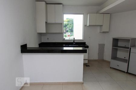 Cozinha de casa à venda com 3 quartos, 135m² em Palmeiras, Belo Horizonte