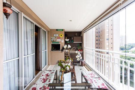 varanda de apartamento para alugar com 2 quartos, 121m² em Rio Pequeno, São Paulo