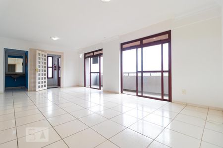Salas de apartamento para alugar com 3 quartos, 146m² em Jardim Flamboyant, Campinas