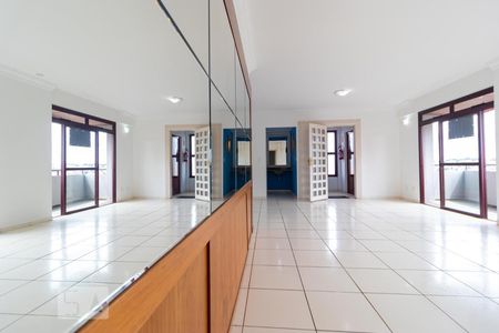 Salas de apartamento para alugar com 3 quartos, 146m² em Jardim Flamboyant, Campinas