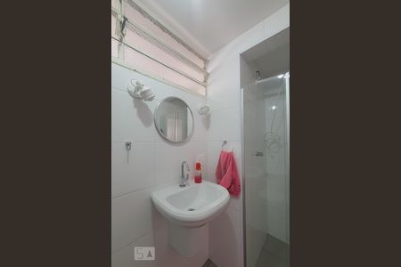 Banheiro de apartamento à venda com 2 quartos, 68m² em Vila Mariana, São Paulo