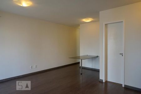 Sala de apartamento para alugar com 2 quartos, 65m² em Vila Romana, São Paulo