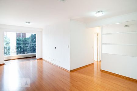 Sala de apartamento para alugar com 2 quartos, 75m² em Campo Belo, São Paulo