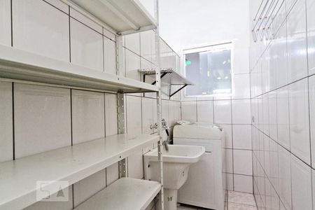 Studio para alugar com 30m², 1 quarto e sem vaga Studio para alugar com 30m², 1 quarto e sem vagaÁrea de Serviço