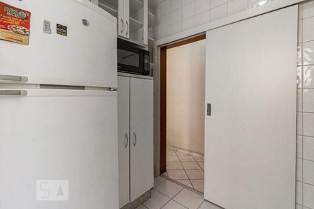 Cozinha de apartamento para alugar com 2 quartos, 70m² em Castelo, Belo Horizonte