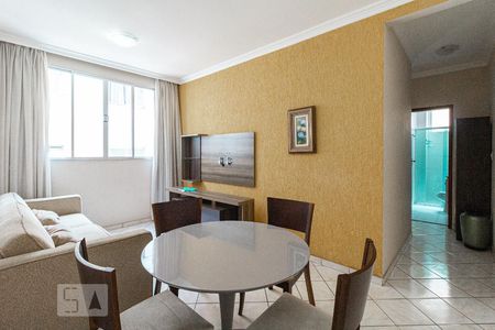 Sala de apartamento para alugar com 2 quartos, 70m² em Castelo, Belo Horizonte