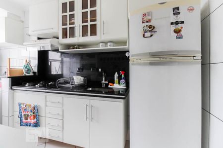 Cozinha de apartamento para alugar com 1 quarto, 56m² em Moema, São Paulo
