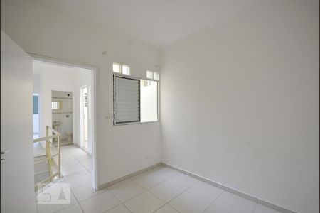 Quarto 2 de casa para alugar com 2 quartos, 78m² em Vila Água Funda, São Paulo