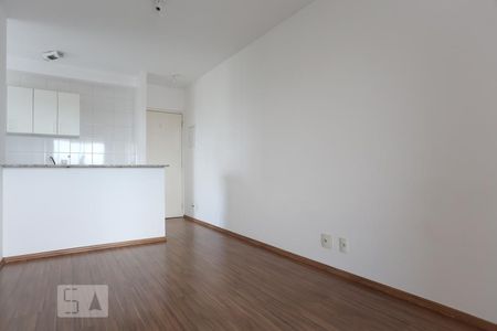 Sala de apartamento para alugar com 2 quartos, 53m² em Vila Gomes, São Paulo