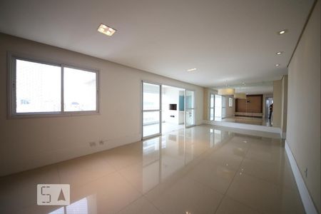 Apartamento à venda com 123m², 3 quartos e 2 vagasSala
