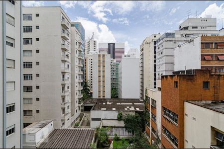 Vista da sala de apartamento para alugar com 1 quarto, 49m² em Cerqueira César, São Paulo