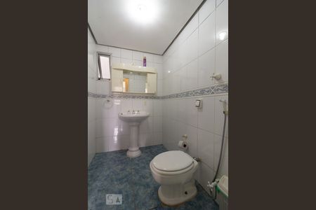 Banheiro de apartamento à venda com 3 quartos, 84m² em Vila Pirajussara, São Paulo