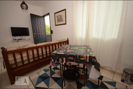 Sala de apartamento para alugar com 1 quarto, 30m² em Ingleses do Rio Vermelho, Florianópolis