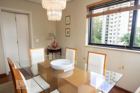 Sala de Jantar de apartamento à venda com 4 quartos, 161m² em Vila Suzana, São Paulo
