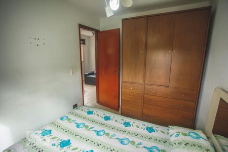 Quarto 1 de apartamento para alugar com 2 quartos, 45m² em Vila Parque Jabaquara, São Paulo