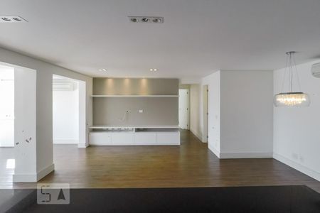 Vista da sala pela cozinha de apartamento para alugar com 2 quartos, 111m² em Aclimação, São Paulo