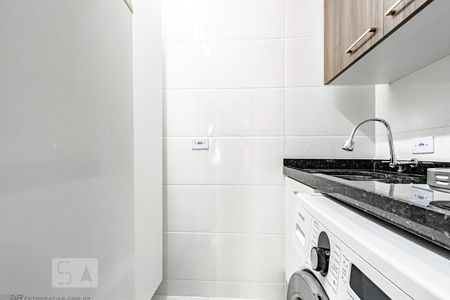 Cozinha e Área de Serviço de kitnet/studio para alugar com 1 quarto, 28m² em Tarumã, Curitiba