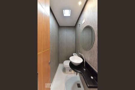 Apartamento à venda com 113m², 3 quartos e 2 vagas Apartamento à venda com 113m², 3 quartos e 2 vagasLavabo