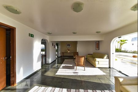 Apartamento à venda com 113m², 3 quartos e 2 vagas Apartamento à venda com 113m², 3 quartos e 2 vagasSalão de Festas