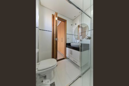 Apartamento à venda com 113m², 3 quartos e 2 vagas Apartamento à venda com 113m², 3 quartos e 2 vagasBanheiro da Suíte