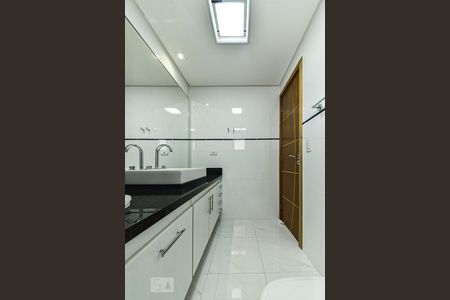 Apartamento à venda com 113m², 3 quartos e 2 vagas Apartamento à venda com 113m², 3 quartos e 2 vagasBanheiro Social