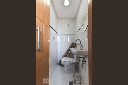 Apartamento à venda com 113m², 3 quartos e 2 vagas Apartamento à venda com 113m², 3 quartos e 2 vagasBanheiro de Serviço