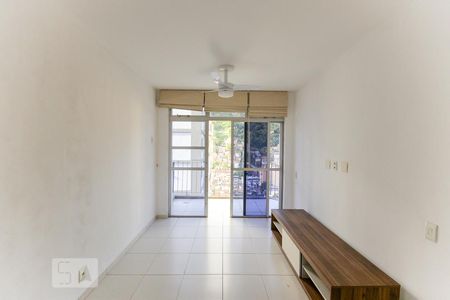 Apartamento à venda com 58m², 2 quartos e 1 vagaSala