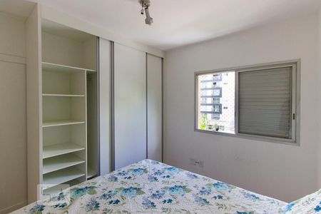 Suíte - Armários de apartamento para alugar com 1 quarto, 52m² em Cambuí, Campinas