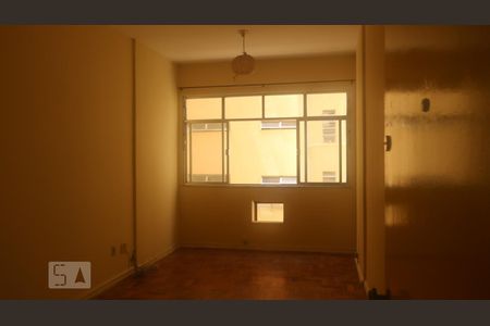Sala de apartamento à venda com 1 quarto, 58m² em Ingá, Niterói