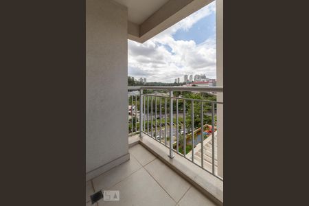 Sacada de apartamento para alugar com 1 quarto, 41m² em Umuarama, Osasco