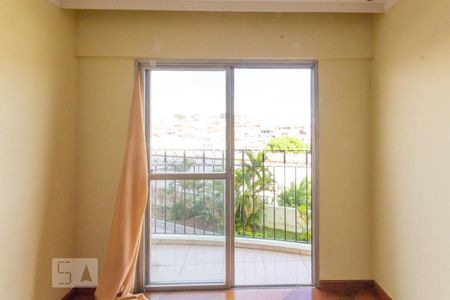 Sala de apartamento para alugar com 3 quartos, 71m² em Vila Gustavo, São Paulo