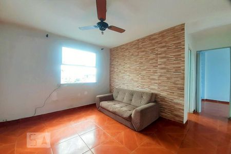 Sala de apartamento para alugar com 2 quartos, 45m² em Inhauma, Rio de Janeiro