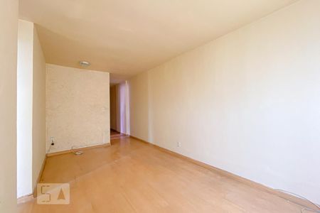 Sala de apartamento para alugar com 2 quartos, 40m² em Colégio, Rio de Janeiro