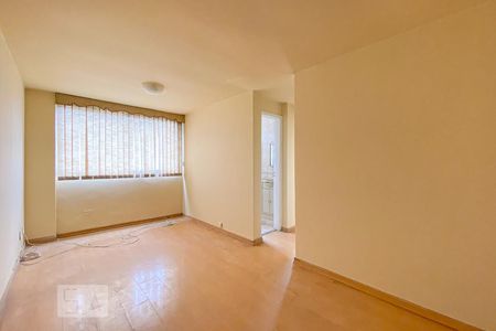 Sala de apartamento para alugar com 2 quartos, 40m² em Colégio, Rio de Janeiro