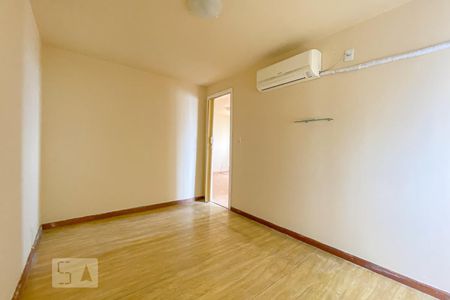 Quarto 1 de apartamento para alugar com 2 quartos, 40m² em Colégio, Rio de Janeiro