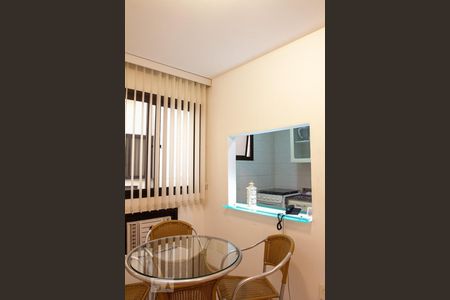 Sala e cozinha de apartamento para alugar com 1 quarto, 43m² em Ipanema, Rio de Janeiro