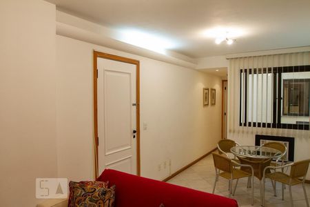 Sala de apartamento para alugar com 1 quarto, 43m² em Ipanema, Rio de Janeiro