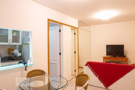 Sala de apartamento para alugar com 1 quarto, 43m² em Ipanema, Rio de Janeiro