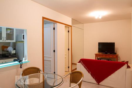 Sala de apartamento para alugar com 1 quarto, 43m² em Ipanema, Rio de Janeiro
