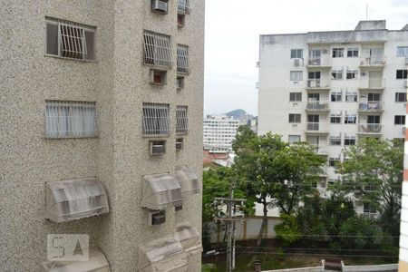 Vista do Quarto 1 de apartamento à venda com 2 quartos, 61m² em Fonseca, Niterói