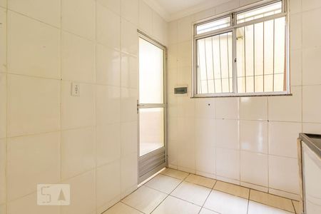 Cozinha de casa à venda com 2 quartos, 90m² em São Bernardo, Belo Horizonte