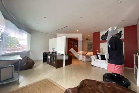 Sala de TV de casa para alugar com 4 quartos, 585m² em Morumbi, São Paulo