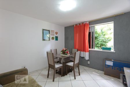 sala de apartamento à venda com 2 quartos, 52m² em Jacarepaguá, Rio de Janeiro