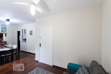 Sala de apartamento para alugar com 3 quartos, 80m² em Funcionários, Belo Horizonte