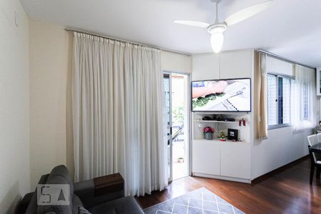 Sala de apartamento para alugar com 3 quartos, 80m² em Funcionários, Belo Horizonte