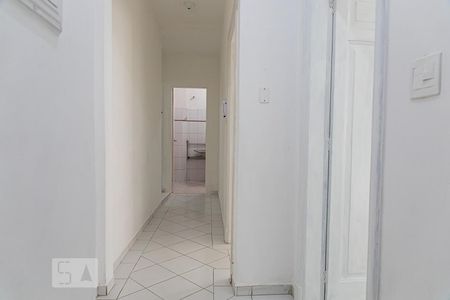 Corredor de apartamento para alugar com 2 quartos, 30m² em Bela Vista, São Paulo