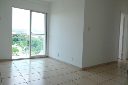 Sala de apartamento para alugar com 2 quartos, 98m² em Taquara, Rio de Janeiro