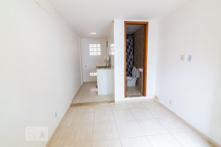 Sala de apartamento para alugar com 1 quarto, 15m² em Vila Isabel, Rio de Janeiro