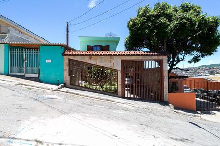 Vista do Quarto de casa para alugar com 1 quarto, 32m² em Vila Iório, São Paulo