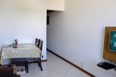 Sala de apartamento à venda com 2 quartos, 60m² em Pechincha, Rio de Janeiro